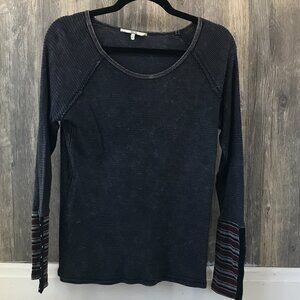 BKE gray waffle weave thermal long sleeve t-shirt size M